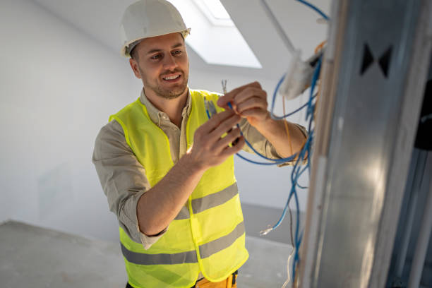 Best Electrical Contractors for Businesses  in Centrevle, IL